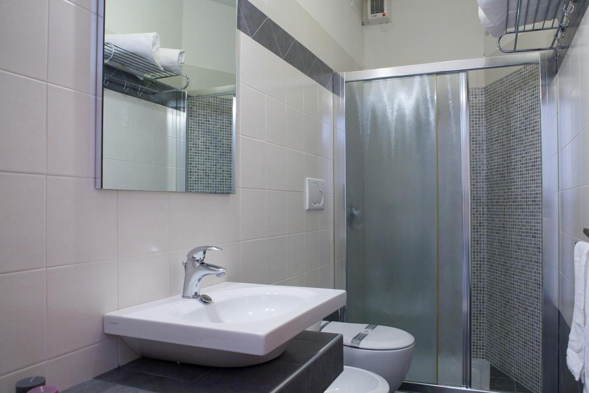 Hotel Umberto ลิโดดิเยโซโล ห้อง รูปภาพ
