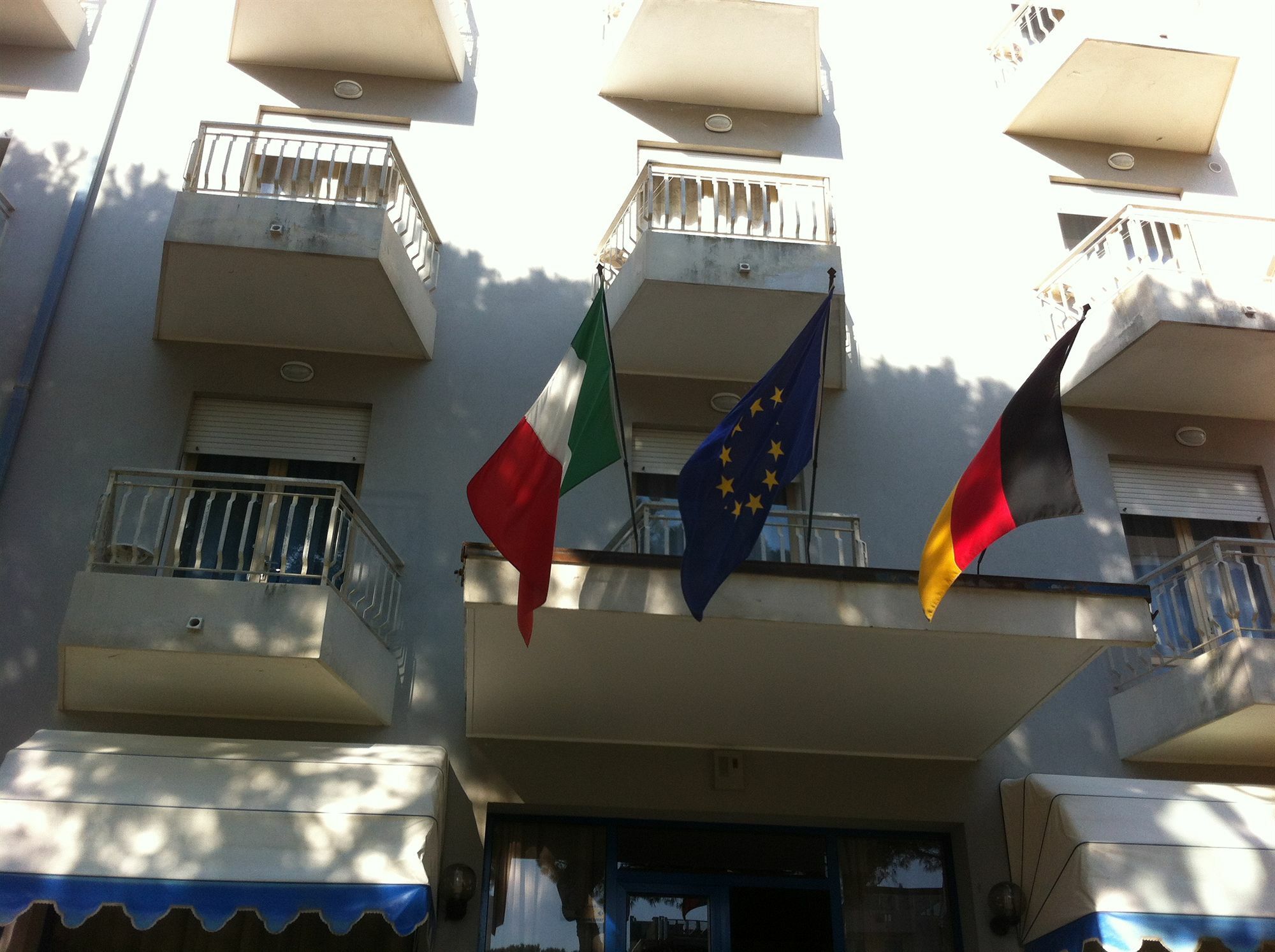 Hotel Umberto ลิโดดิเยโซโล ภายนอก รูปภาพ