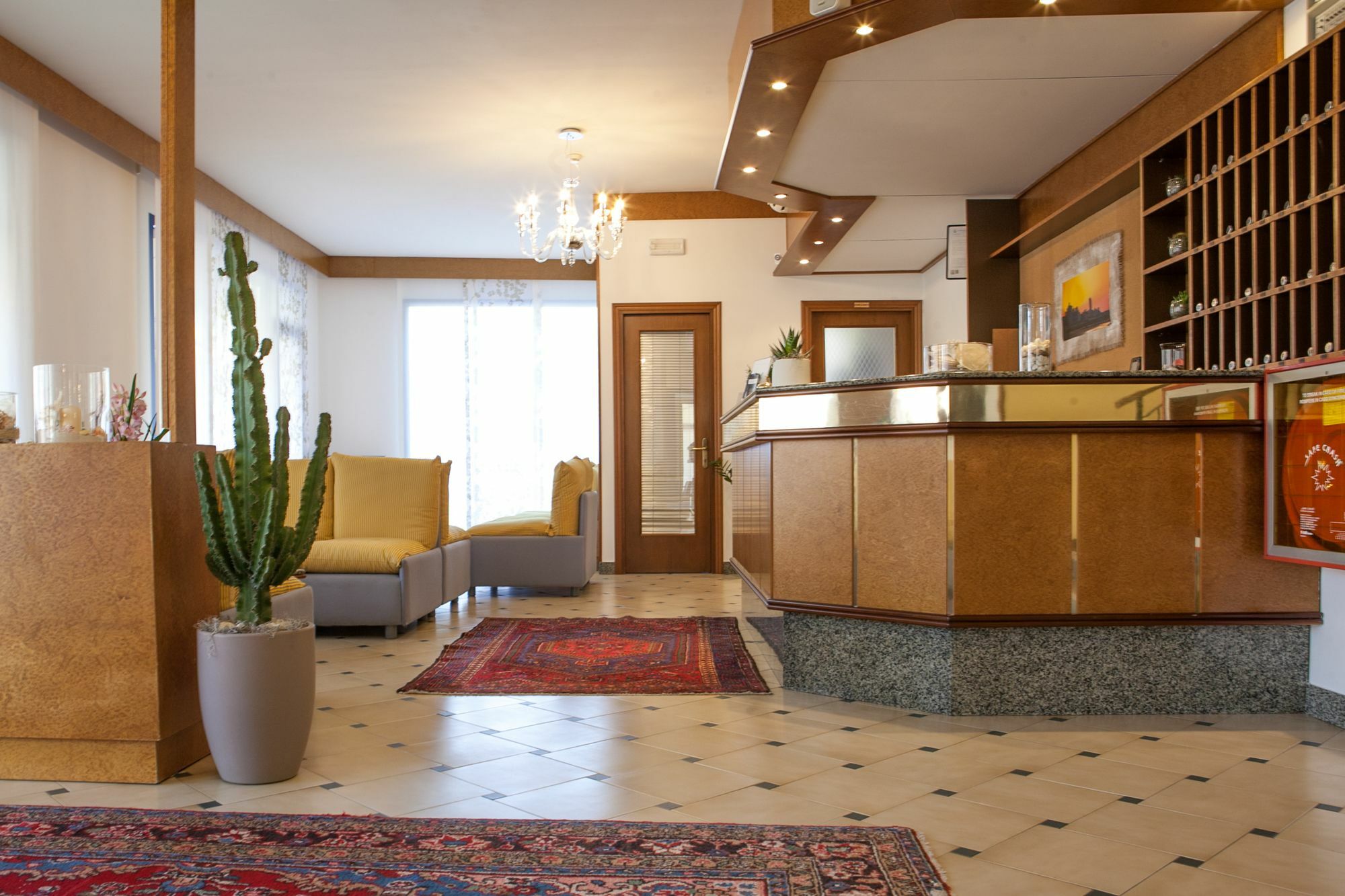 Hotel Umberto ลิโดดิเยโซโล ภายนอก รูปภาพ