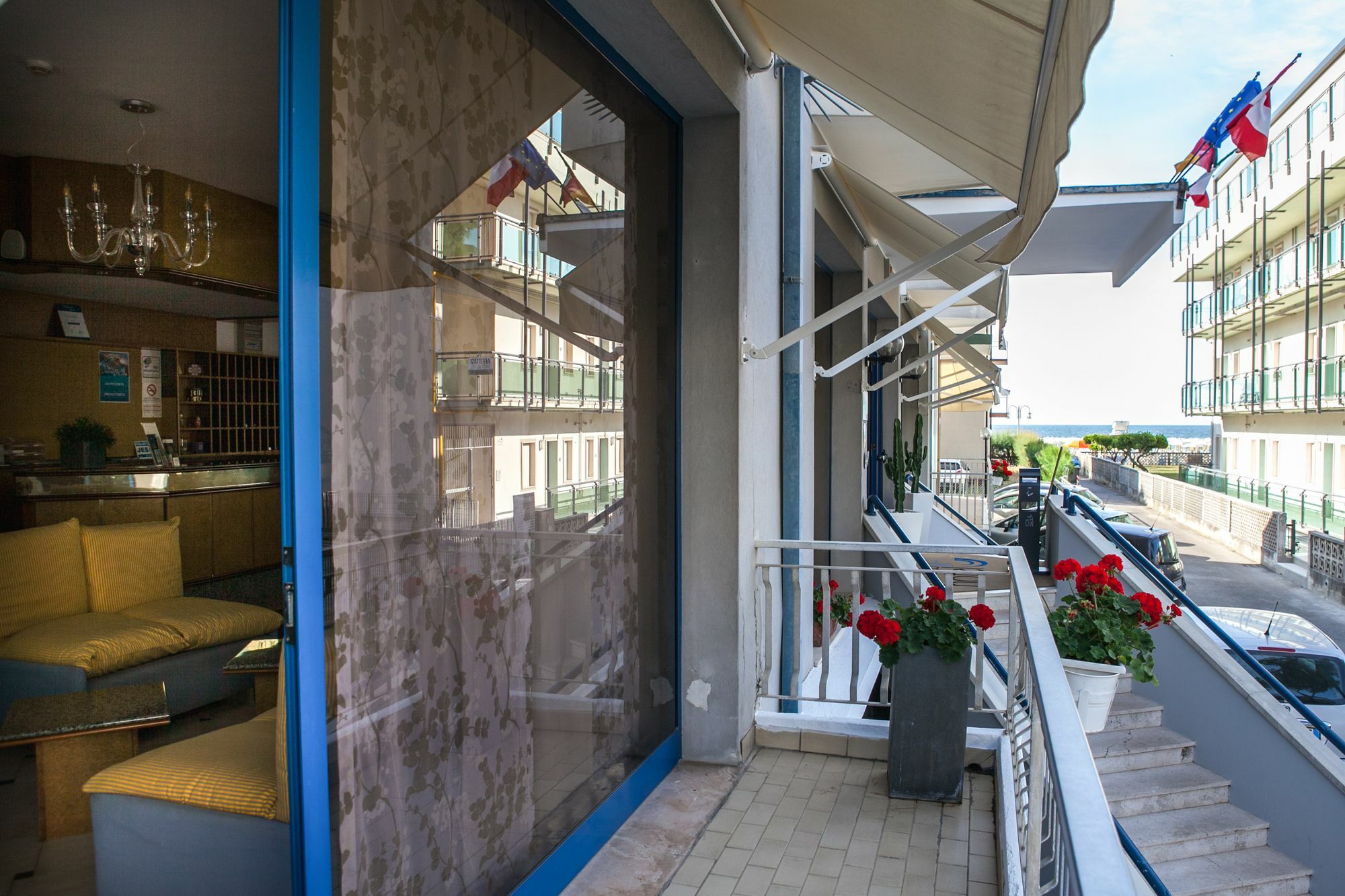 Hotel Umberto ลิโดดิเยโซโล ภายนอก รูปภาพ
